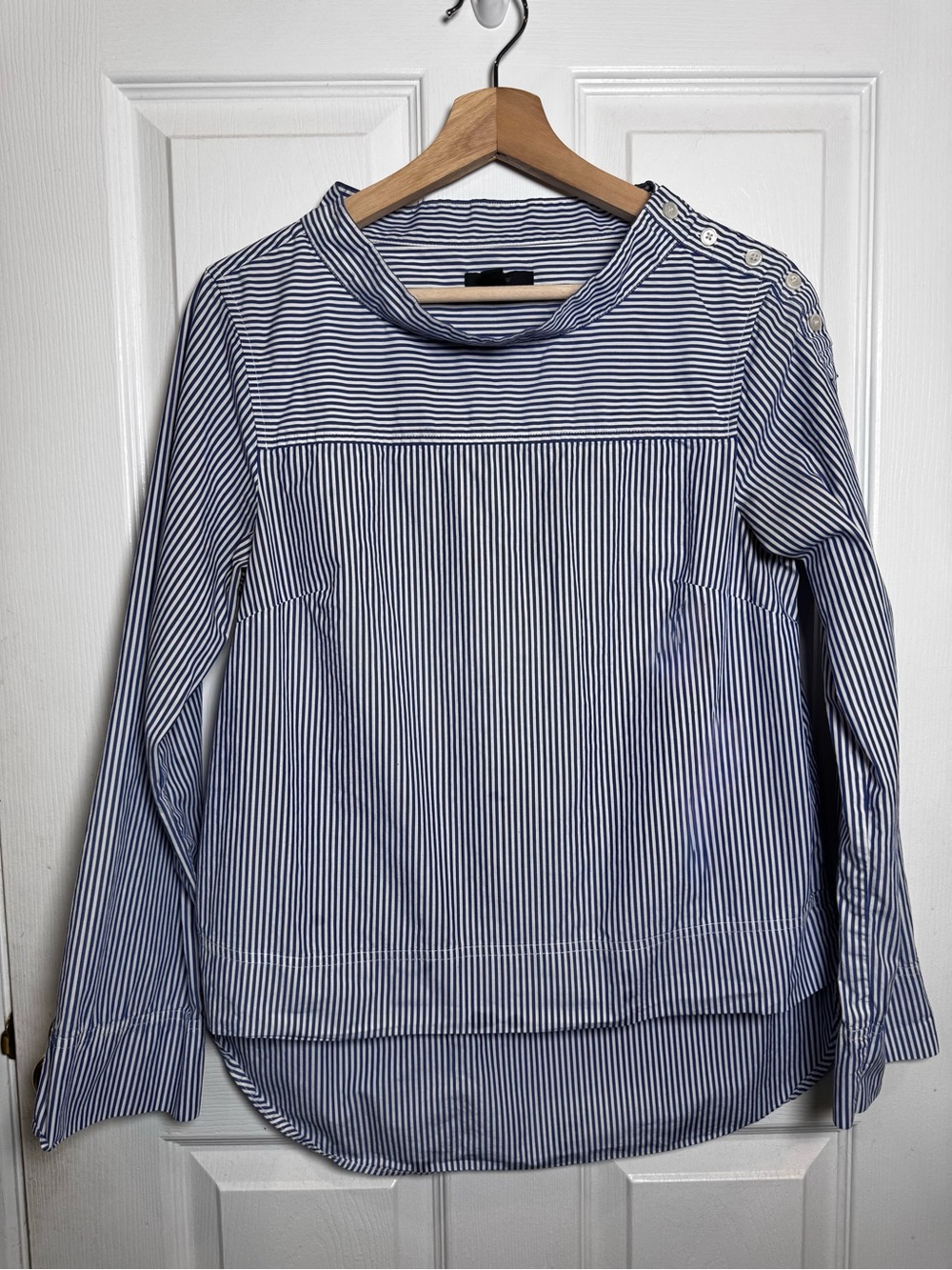 J.Crew Navy White Pinstripe Cotton Popover Blouse Coastal Preppy Size 4 Classic